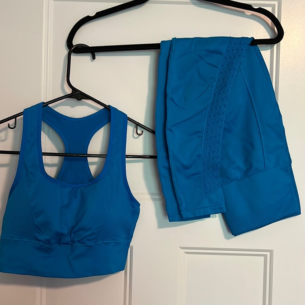 Fabletics set